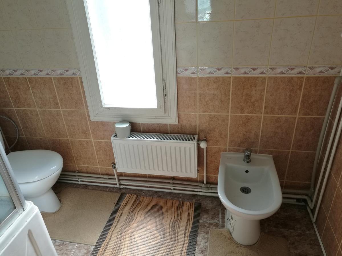 Gutsulska Oselya Vila Kryvopol'ye Exterior foto